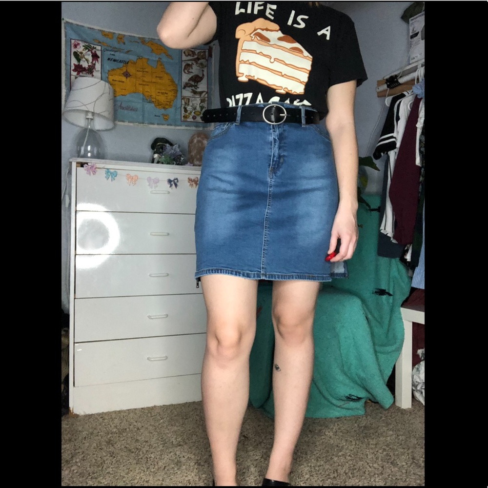 Forever 21 Zipper Sides Jean Skirt